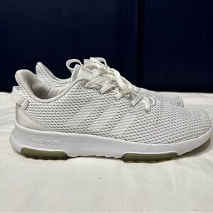 Adidas White Cloudfoam Sneaker EUC streetwear style preppy classic mesh satin